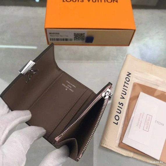 CAPUCINES VUITTON XS WALLET LOUIS 0710